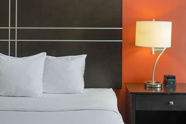  - La Quinta Inn & Suites Reid Park