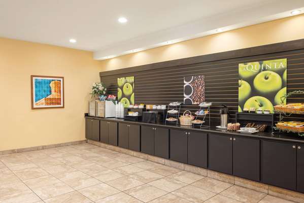  - La Quinta Inn & Suites Reid Park