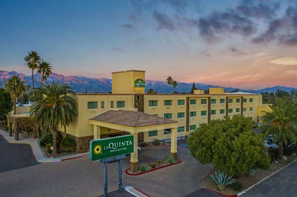 Exterior view - La Quinta Inn & Suites Reid Park
