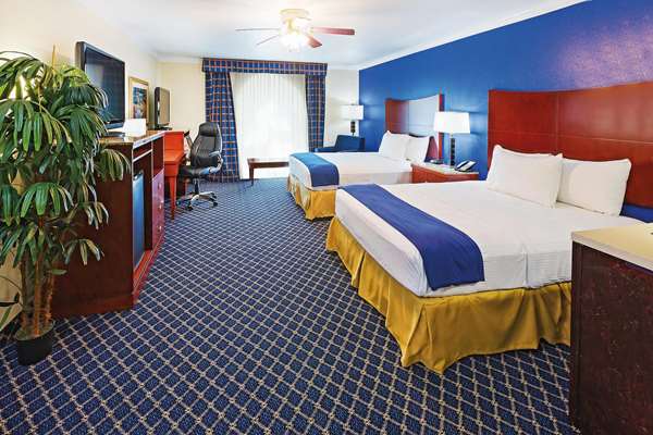 - La Quinta Inn & Suites Dalhart
