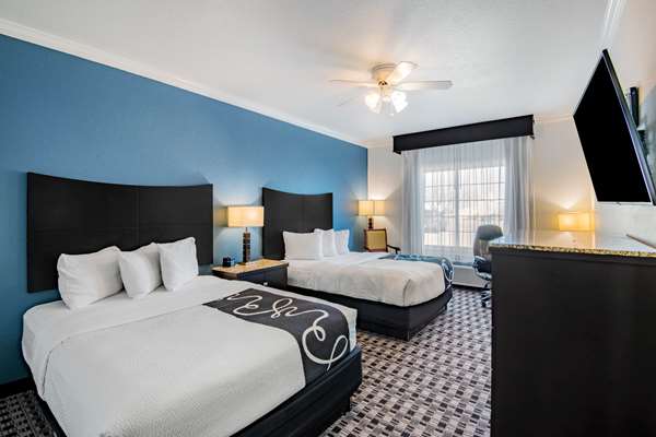  - La Quinta Inn & Suites Dalhart