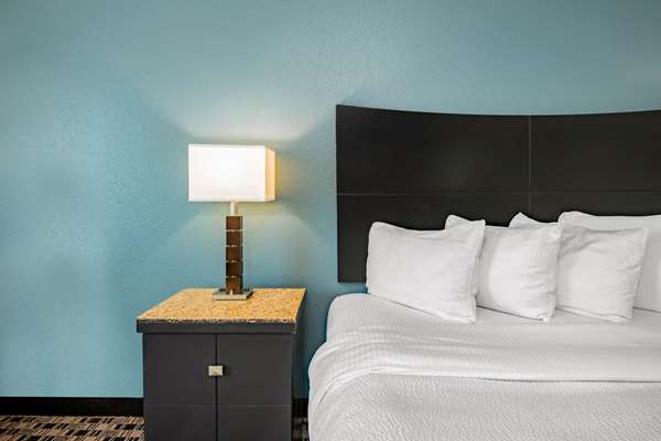  - La Quinta Inn & Suites Dalhart