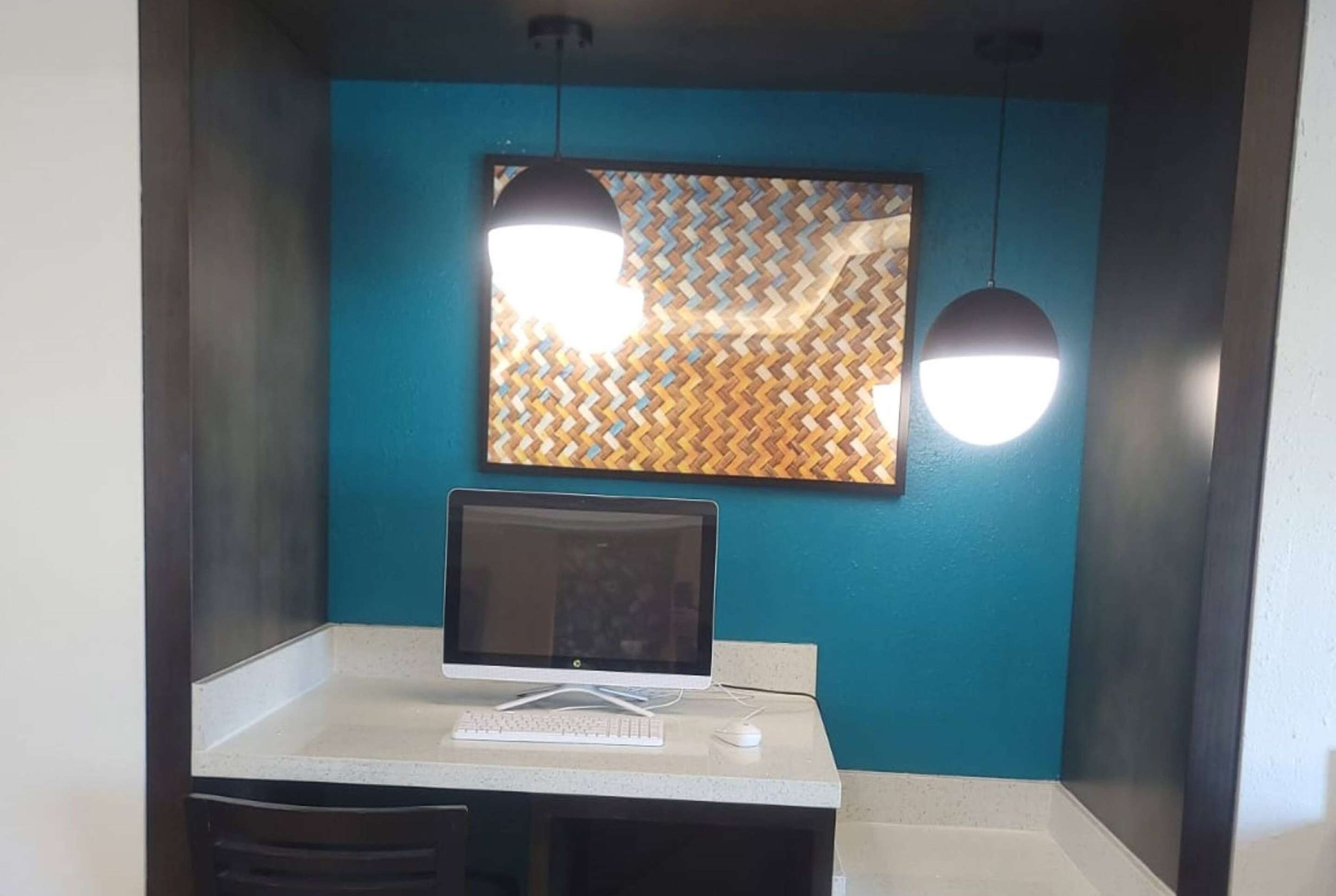 Business Center | La Quinta Inn & Suites by Wyndham Dalhart