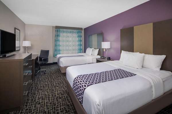 Suite - La Quinta Inn & Suites East Ridge - I-75, Exit 1