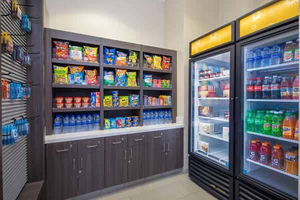  - La Quinta Inn & Suites East Ridge - I-75, Exit 1