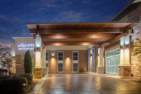 Exterior view - La Quinta Inn & Suites East Ridge - I-75, Exit 1
