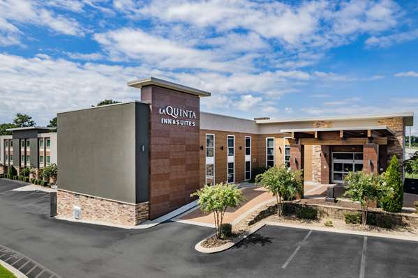Exterior view - La Quinta Inn & Suites East Ridge - I-75, Exit 1