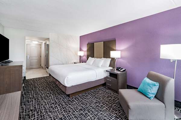  - La Quinta Inn & Suites East Ridge - I-75, Exit 1