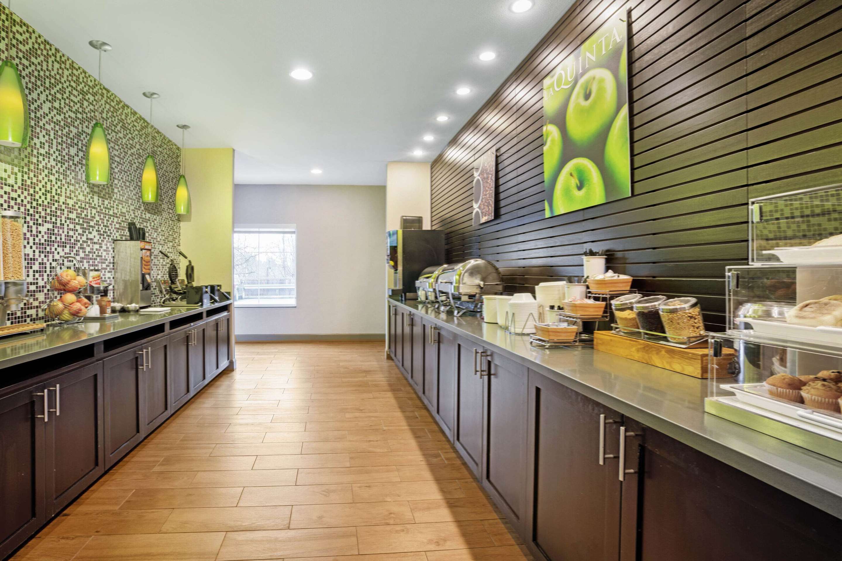 Property amenity | La Quinta Inn & Suites by Wyndham Tumwater - Olympia