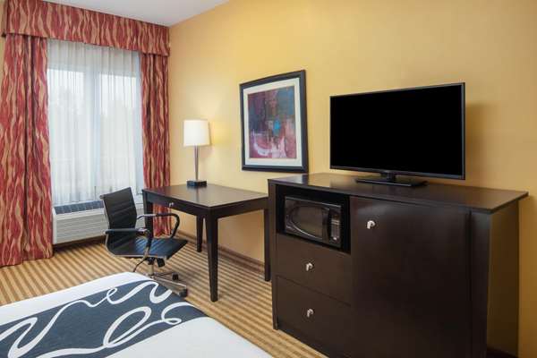  - La Quinta Inn & Suites Union City