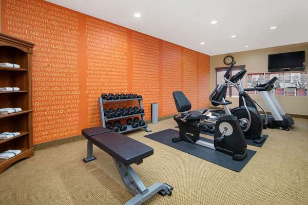 Fitness/ Exercise Room - La Quinta Inn & Suites Union City