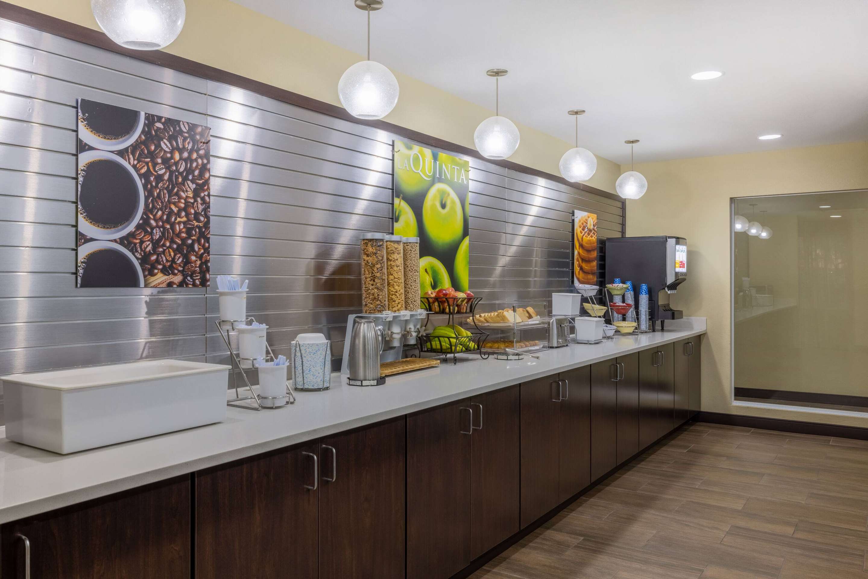 Property amenity | La Quinta Inn & Suites by Wyndham Artesia