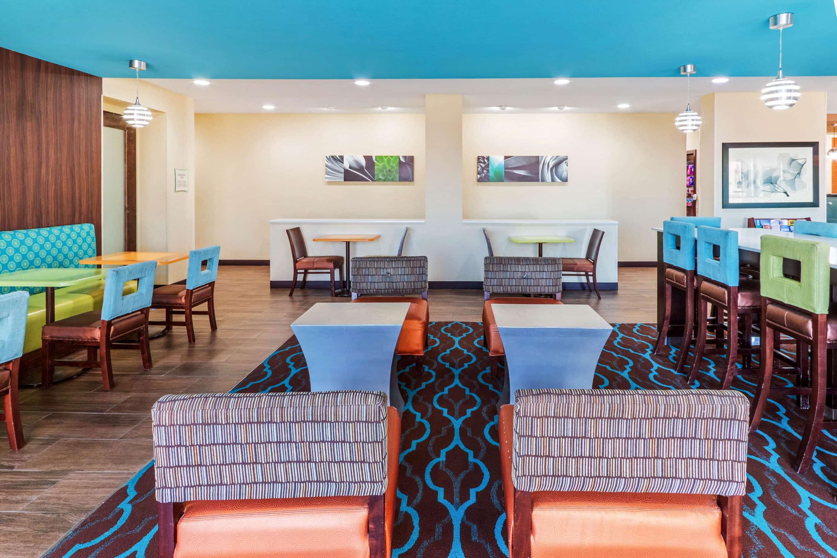 Property amenity | La Quinta Inn & Suites by Wyndham Artesia
