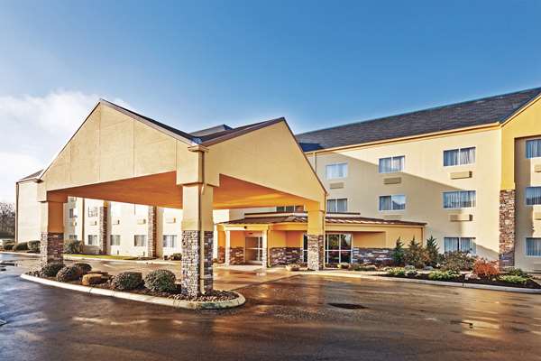 Exterior view - La Quinta Inn & Suites Knoxville Airport Alcoa