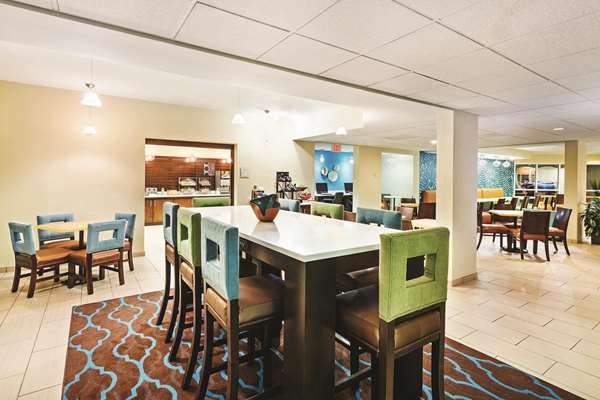  - La Quinta Inn & Suites Knoxville Airport Alcoa
