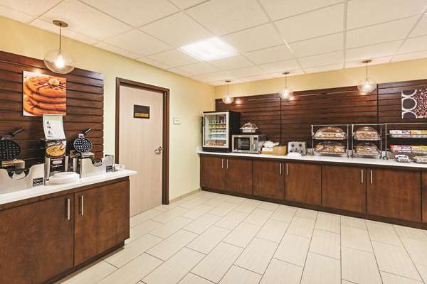  - La Quinta Inn & Suites Knoxville Airport Alcoa