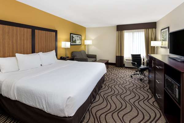 Suite - La Quinta Inn & Suites LaGrange - I-85, Exit 18