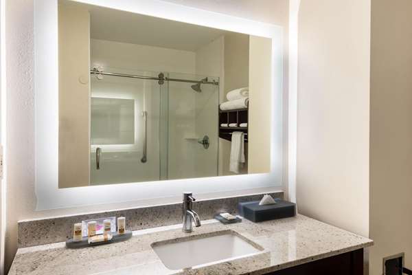  - La Quinta Inn & Suites LaGrange - I-85, Exit 18