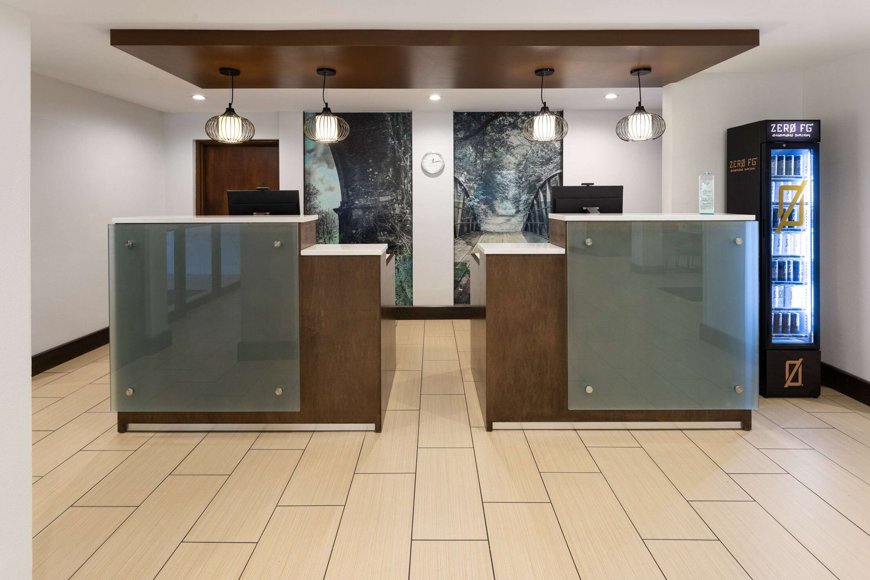 Reception | La Quinta Inn & Suites by Wyndham LaGrange / I-85