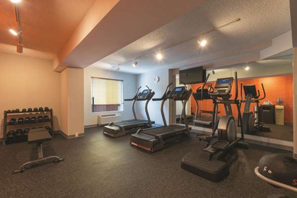 Fitness/ Exercise Room - La Quinta Inn & Suites Lynchburg