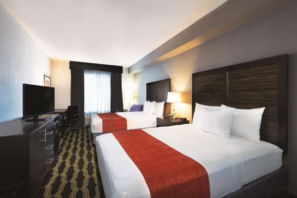  - La Quinta Inn & Suites Lynchburg