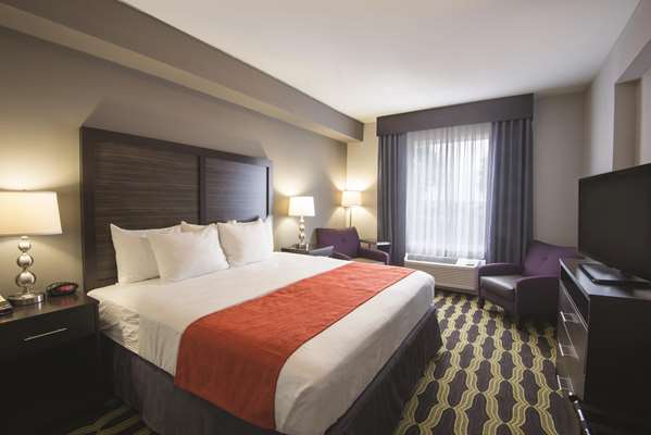 Suite - La Quinta Inn & Suites Lynchburg