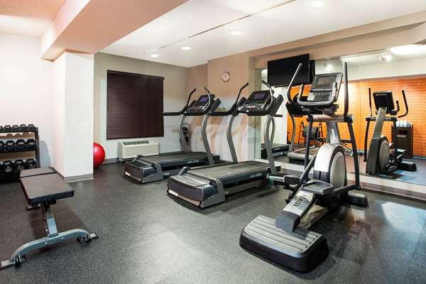Fitness/ Exercise Room - La Quinta Inn & Suites Lynchburg