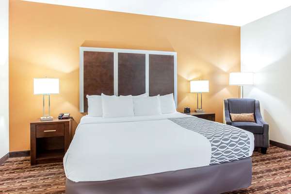  - La Quinta Inn & Suites Gonzales