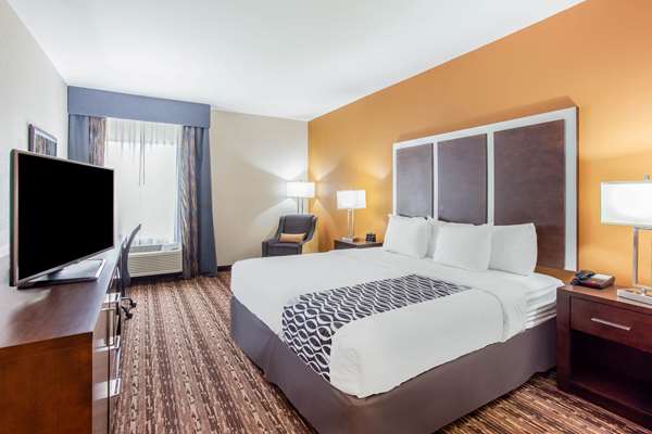  - La Quinta Inn & Suites Gonzales