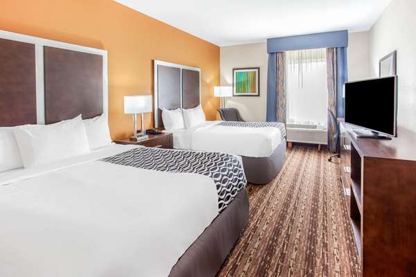 - La Quinta Inn & Suites Gonzales