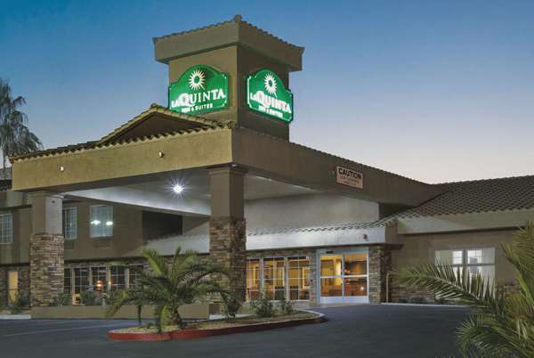 Exterior view - La Quinta Inn & Suites Tropicana Las Vegas