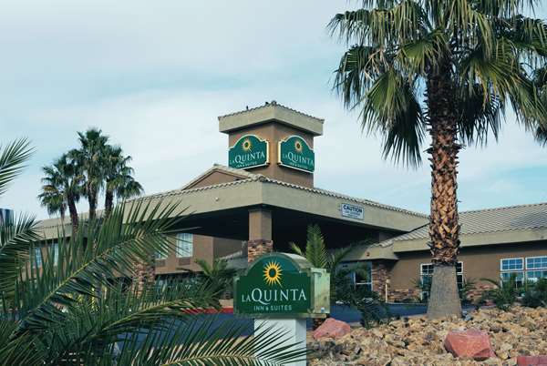 Exterior view - La Quinta Inn & Suites Tropicana Las Vegas