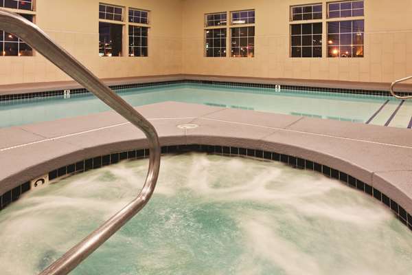 Pool - La Quinta Inn & Suites Tropicana Las Vegas