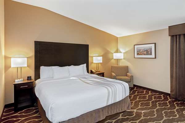 Suite - La Quinta Inn & Suites Tropicana Las Vegas