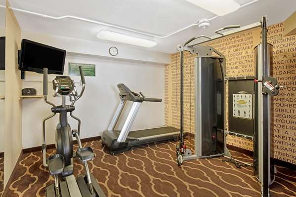 Fitness/ Exercise Room - La Quinta Inn & Suites Tropicana Las Vegas