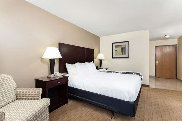  - La Quinta Inn & Suites Frankfort