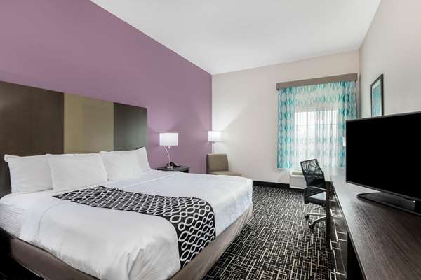  - La Quinta Inn & Suites Claremore