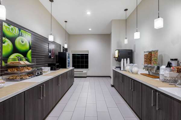  - La Quinta Inn & Suites Claremore