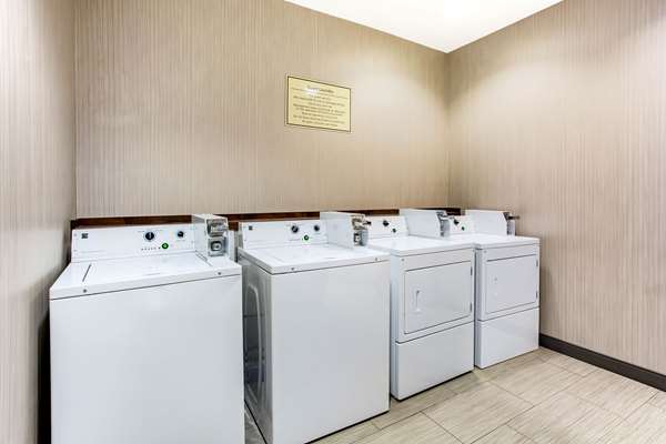 Amenities - La Quinta Inn & Suites Andrews
