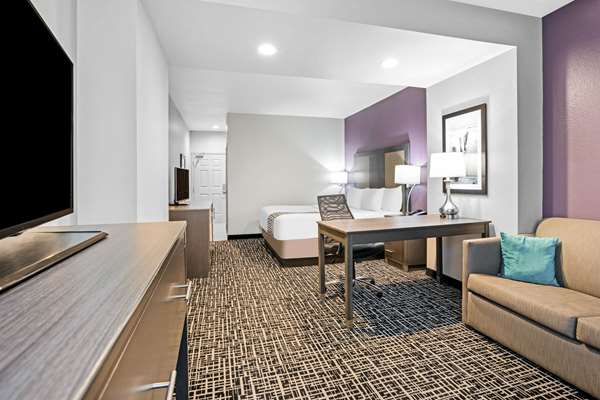 Suite - La Quinta Inn & Suites Portland
