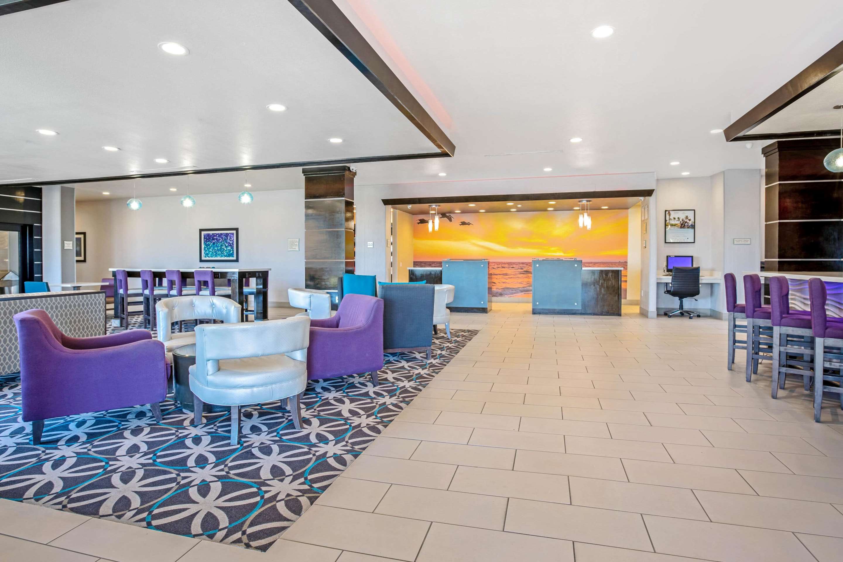 Lobby | La Quinta Inn & Suites by Wyndham Corpus Christi - Portland