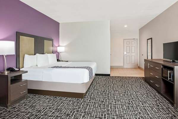  - La Quinta Inn & Suites Portland