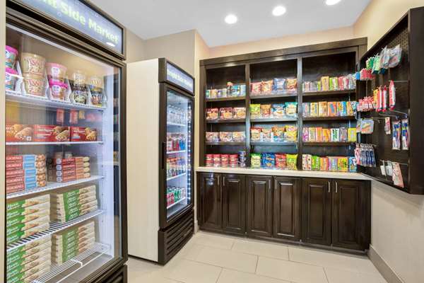  - La Quinta Inn & Suites Portland