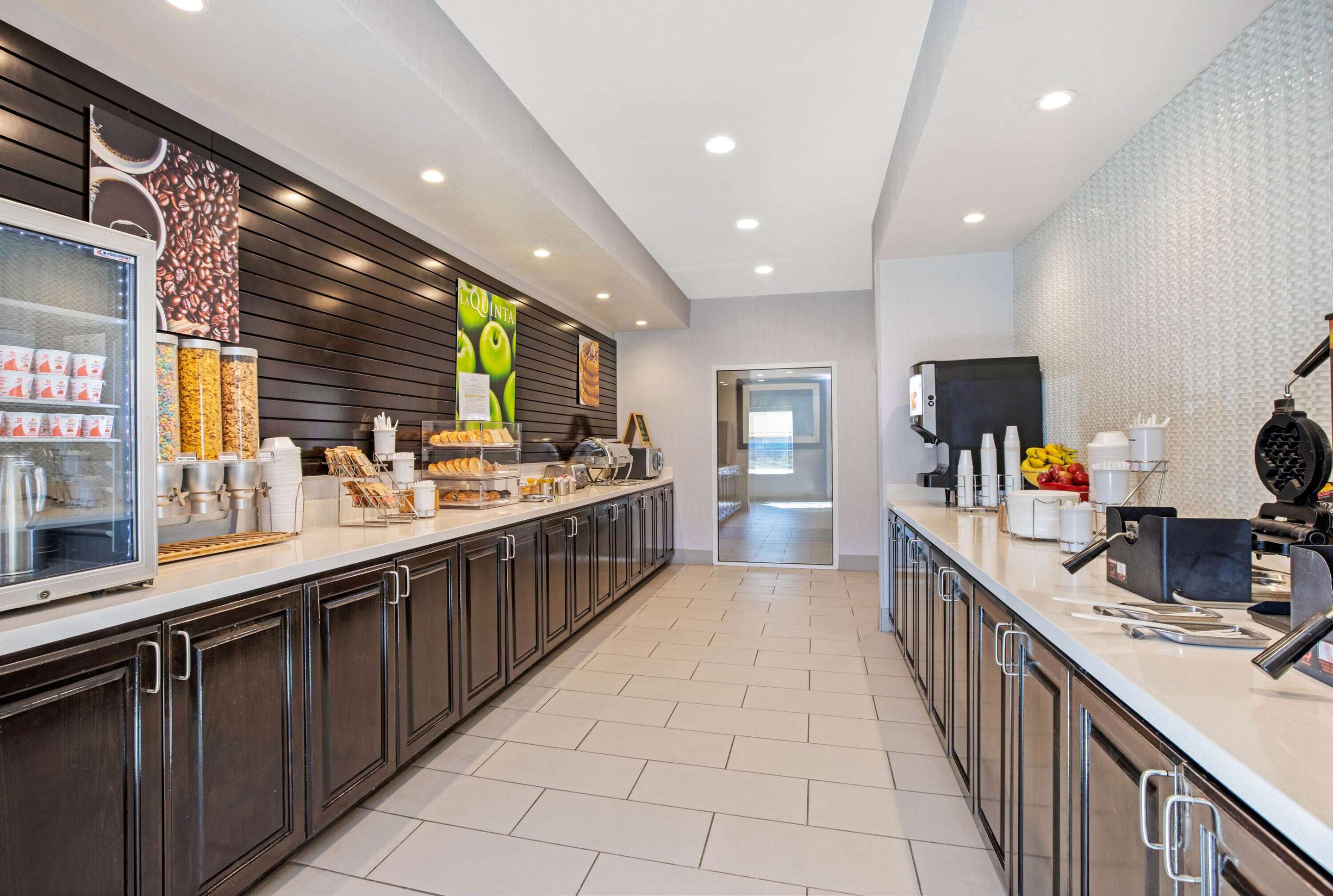 Property amenity | La Quinta Inn & Suites by Wyndham Corpus Christi - Portland