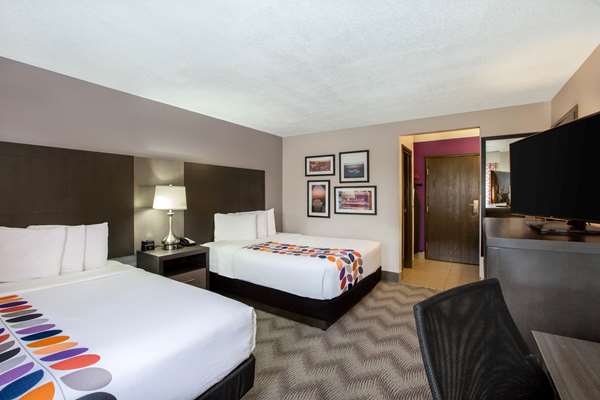  - La Quinta Inn & Suites Goodlettsville - I-65, Exit 97