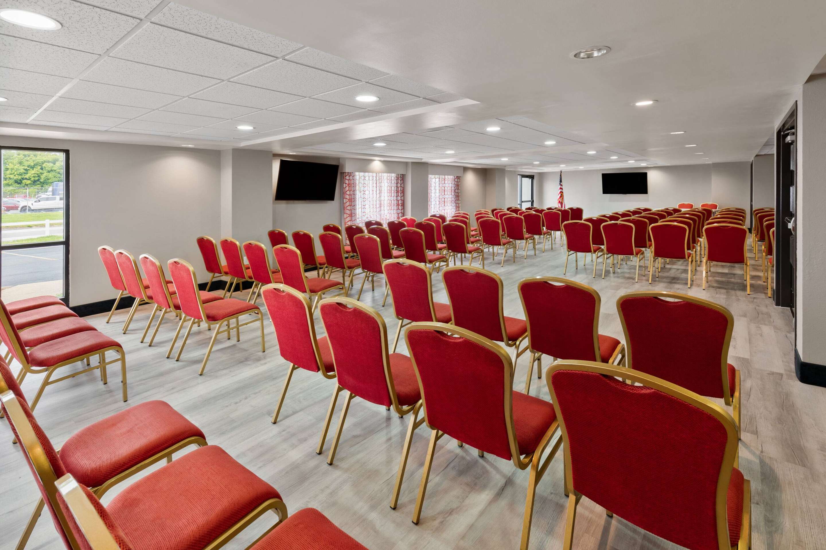 Meeting Room | La Quinta Inn & Suites by Wyndham Goodlettsville - Nashville