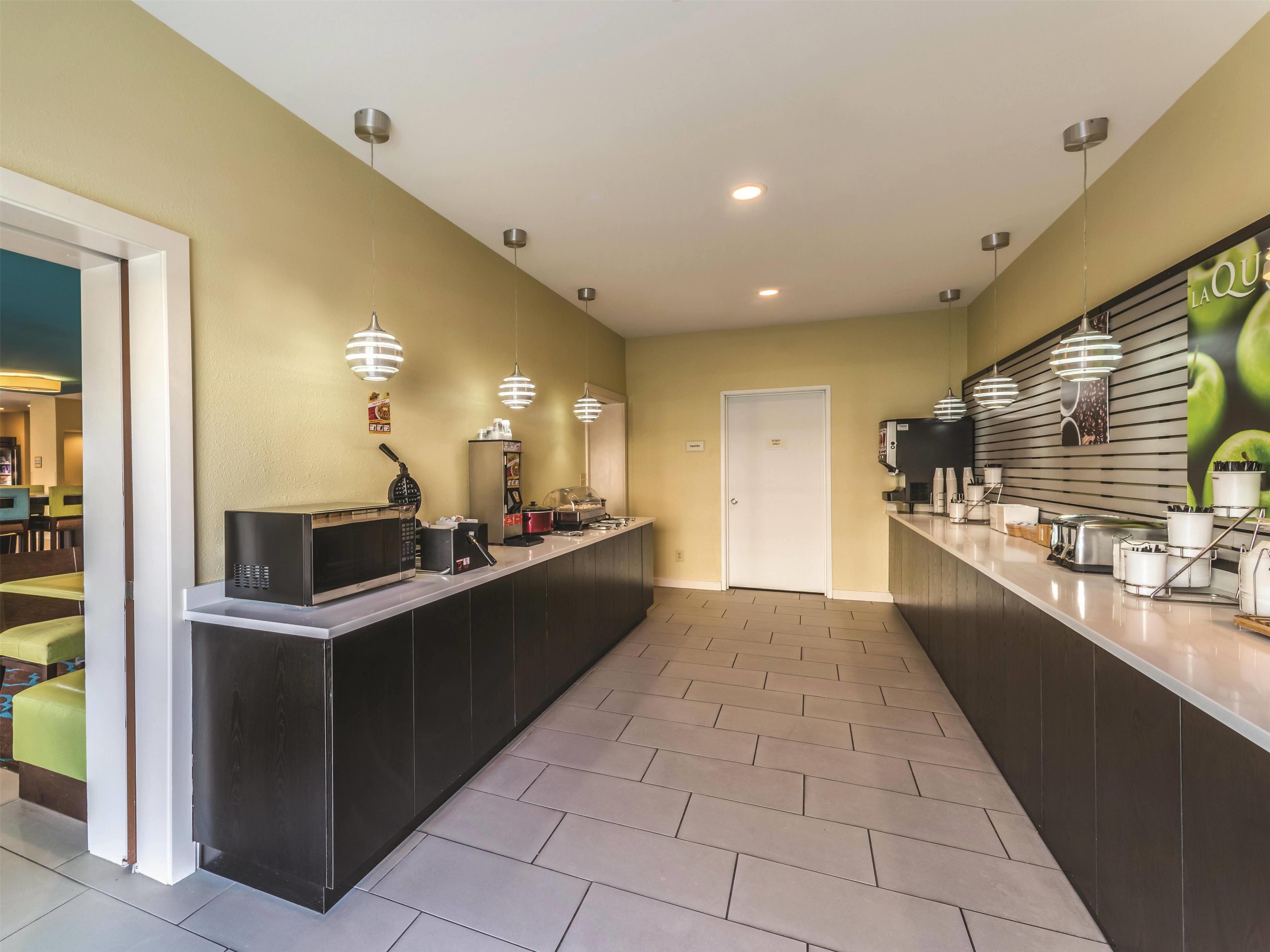 Property amenity | La Quinta Inn & Suites by Wyndham Collinsville - St. Louis