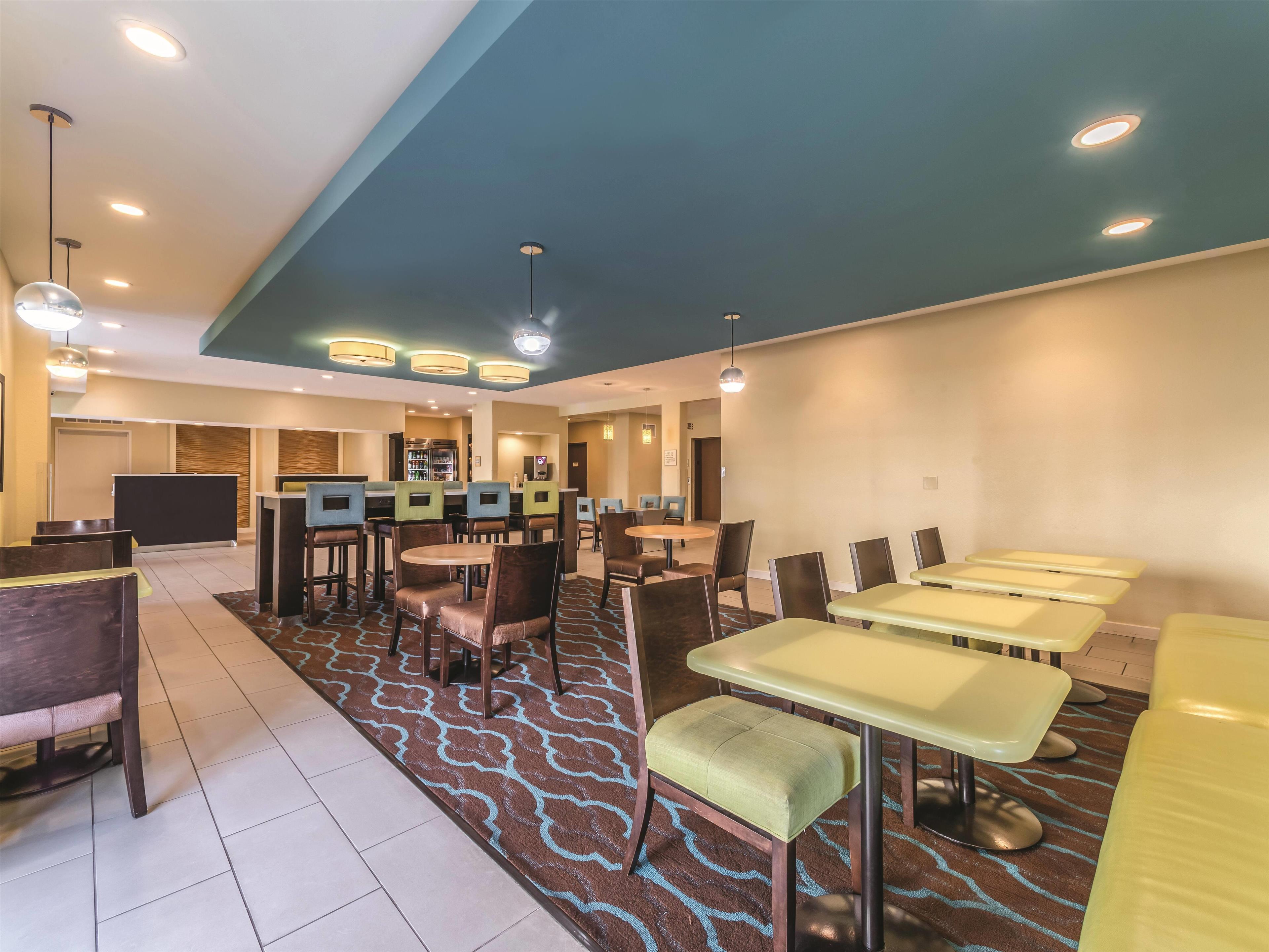 Property amenity | La Quinta Inn & Suites by Wyndham Collinsville - St. Louis