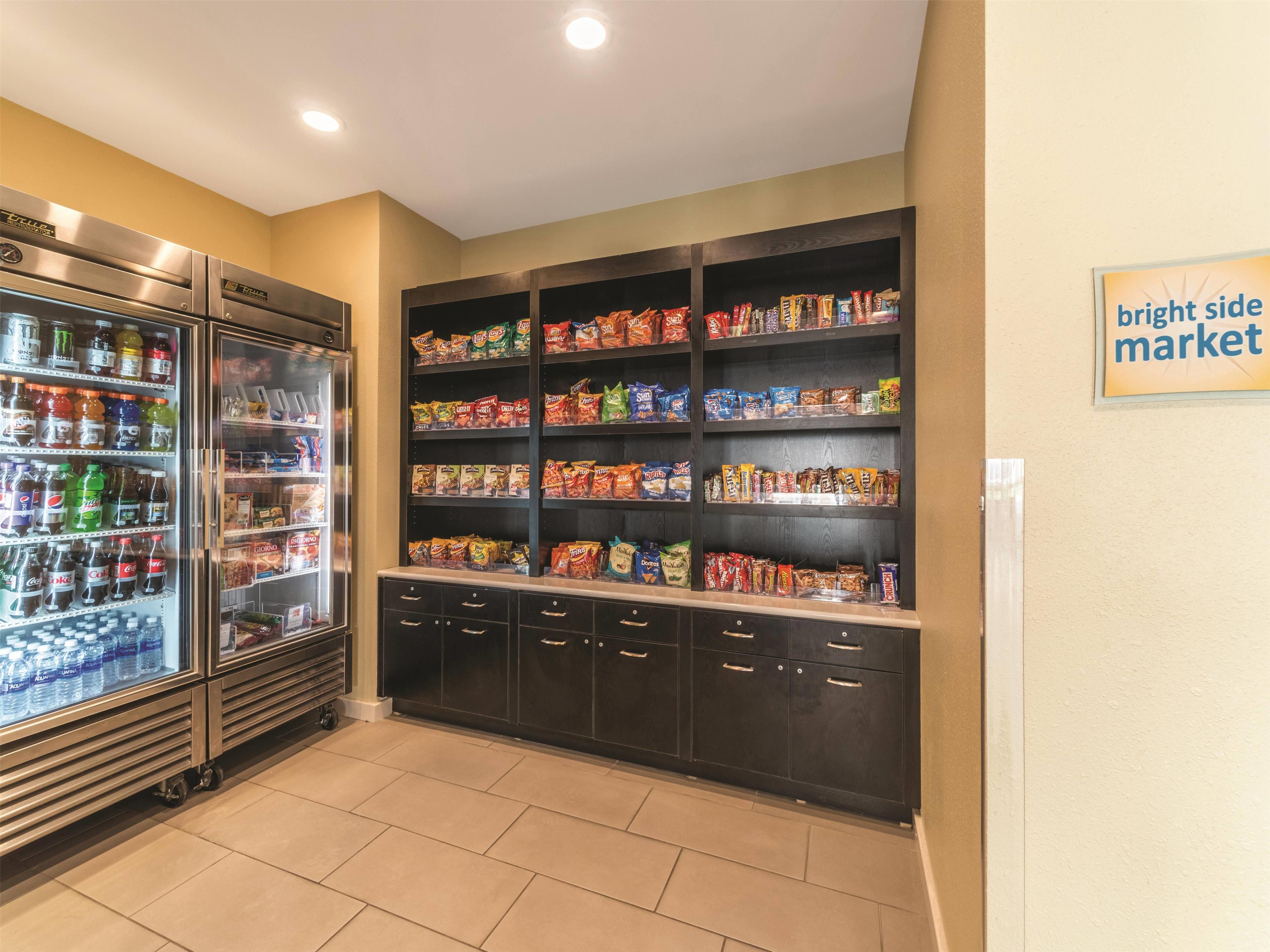 Property amenity | La Quinta Inn & Suites by Wyndham Collinsville - St. Louis