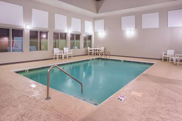 Pool - La Quinta Inn & Suites O'Fallon - I-64, Exit 14